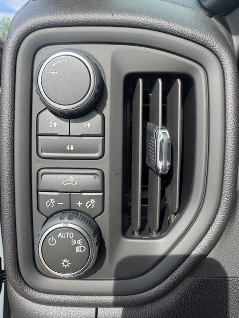 2026 Chevrolet Silverado 3500 HD WT DRW