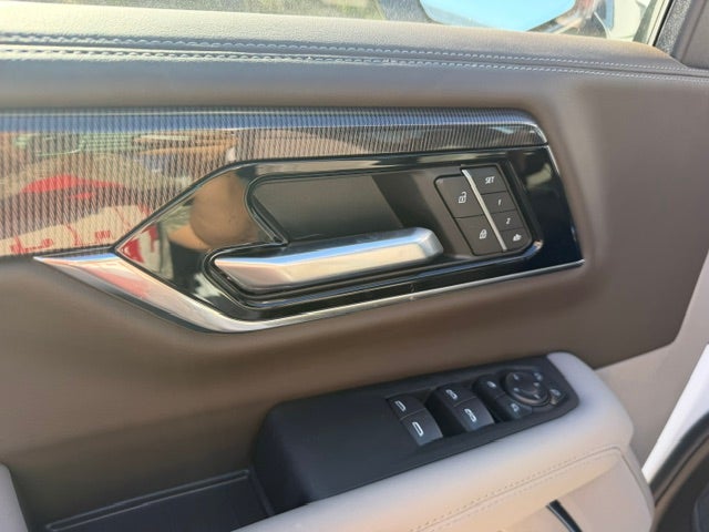 2027 GMC Yukon Elevation