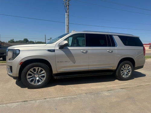 2022 GMC Yukon XL Denali