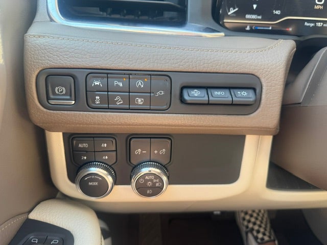 2022 GMC Yukon XL Denali