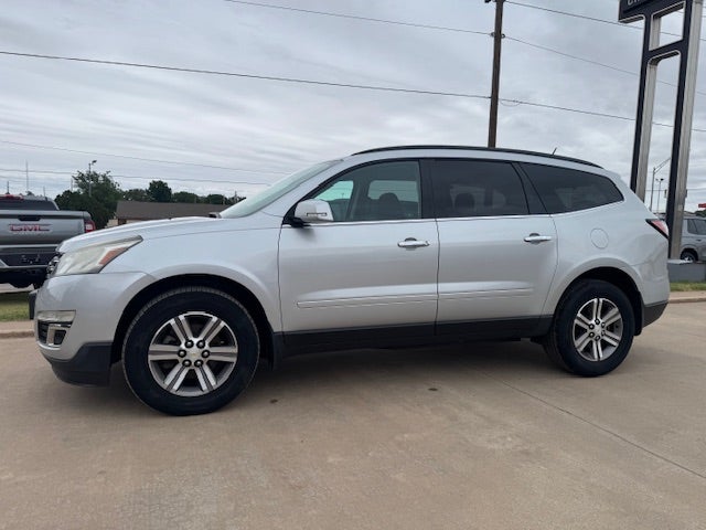2017 Chevrolet Traverse 2LT FWD's photo