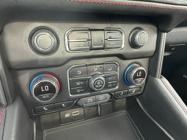 2022 Chevrolet Suburban RST