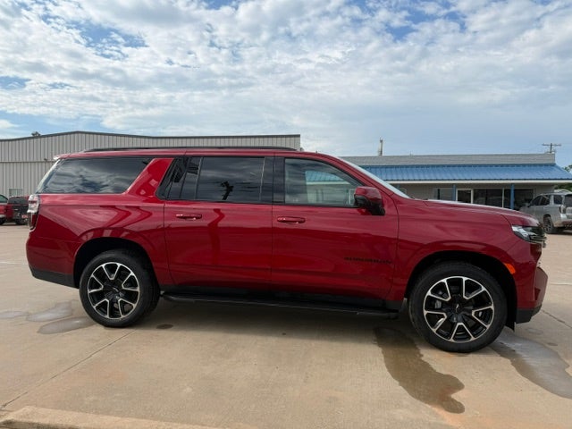 2022 Chevrolet Suburban RST