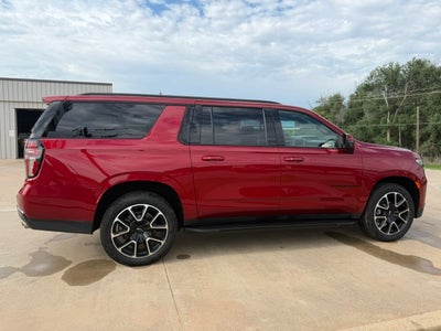 2022 Chevrolet Suburban RST