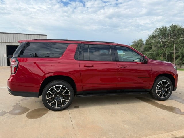 2022 Chevrolet Suburban RST