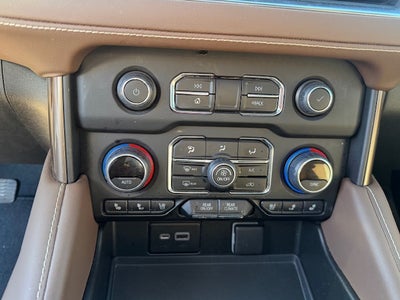 2022 Chevrolet Suburban High Country