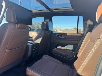 2022 Chevrolet Suburban High Country