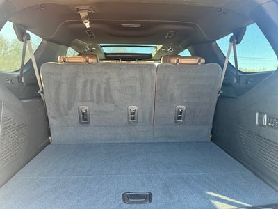 2022 Chevrolet Suburban High Country