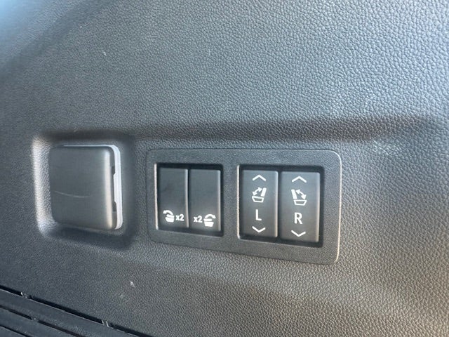 2022 Chevrolet Suburban High Country