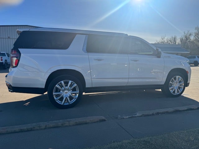 2022 Chevrolet Suburban High Country