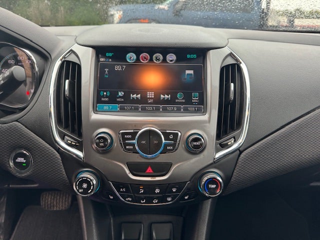 2017 Chevrolet Cruze LT