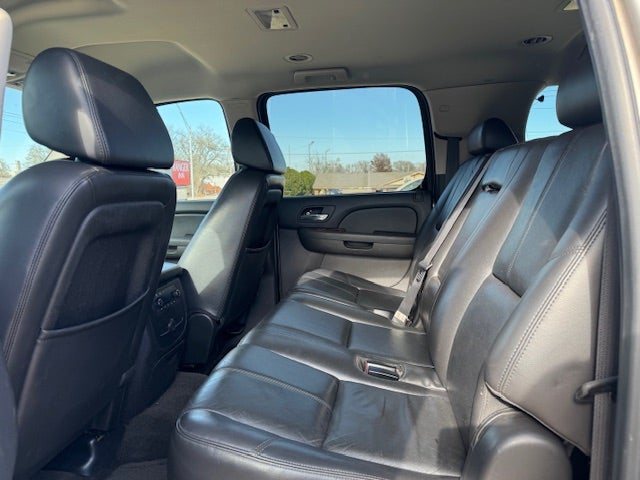 2008 Chevrolet Suburban LT w/2LT
