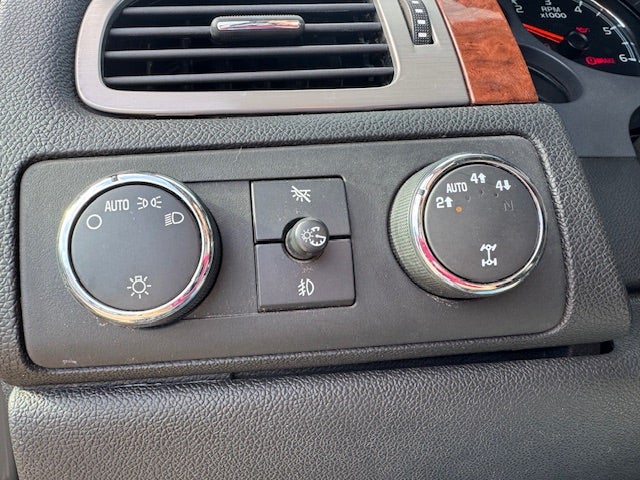 2008 Chevrolet Suburban LT w/2LT